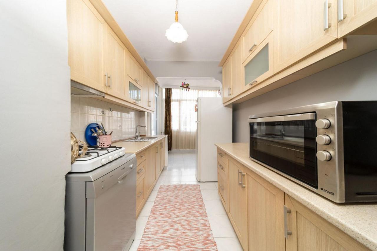 Colorful Flat Close To The Coast In Muratpasa Daire *