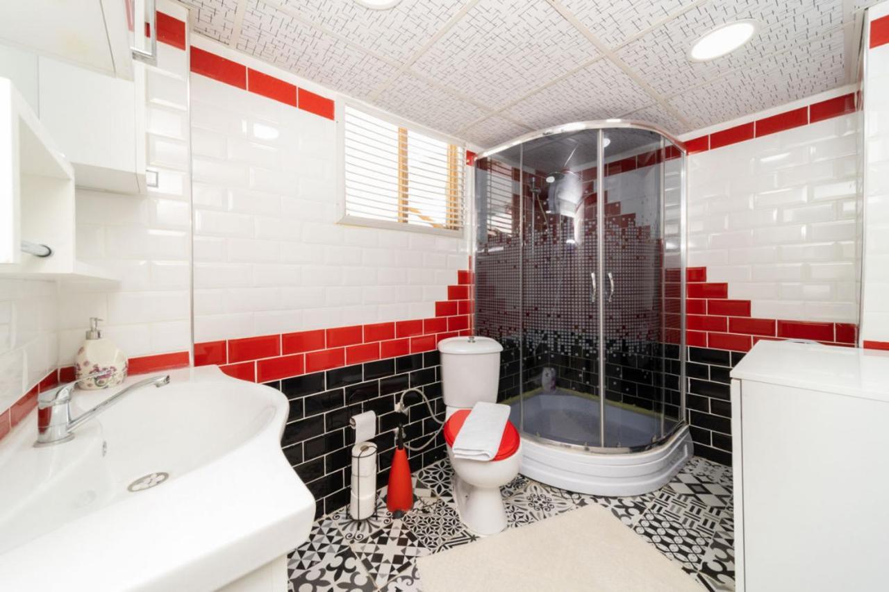 Colorful Flat Close To The Coast In Muratpasa Daire Antalya